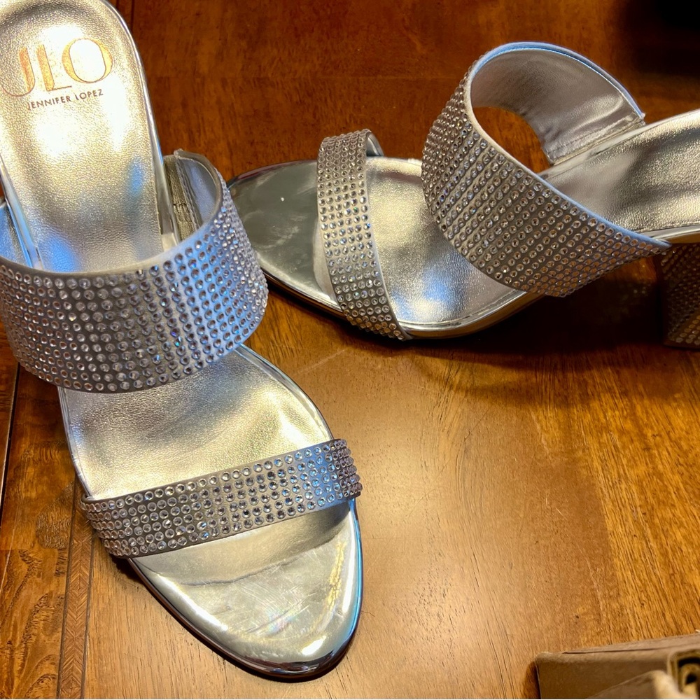 Jennifer Lopez Silver Embellished Women's Heels Sz 10